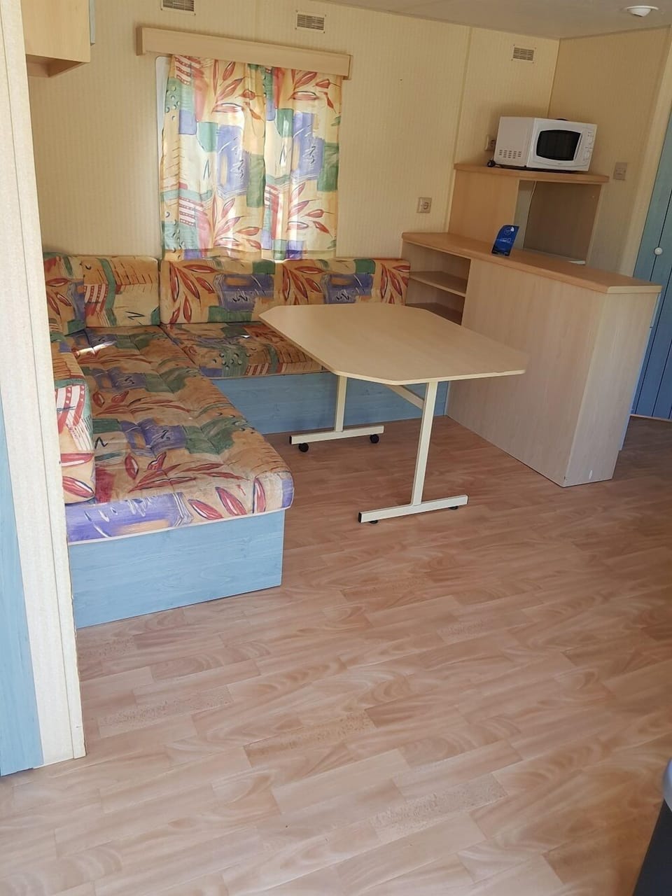 Mobile Home (Cottage) | Living area | Table tennis