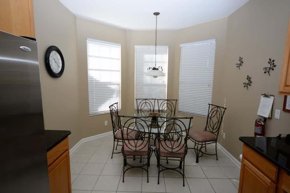 5-Bedroom-Orlando-Pool-Home-Windsor-Hills-Resort-Kissimmee-Florida 