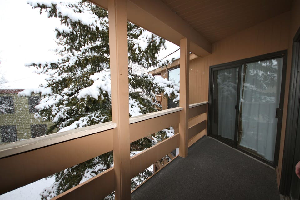 It always snows like this. Guaranteed. :)