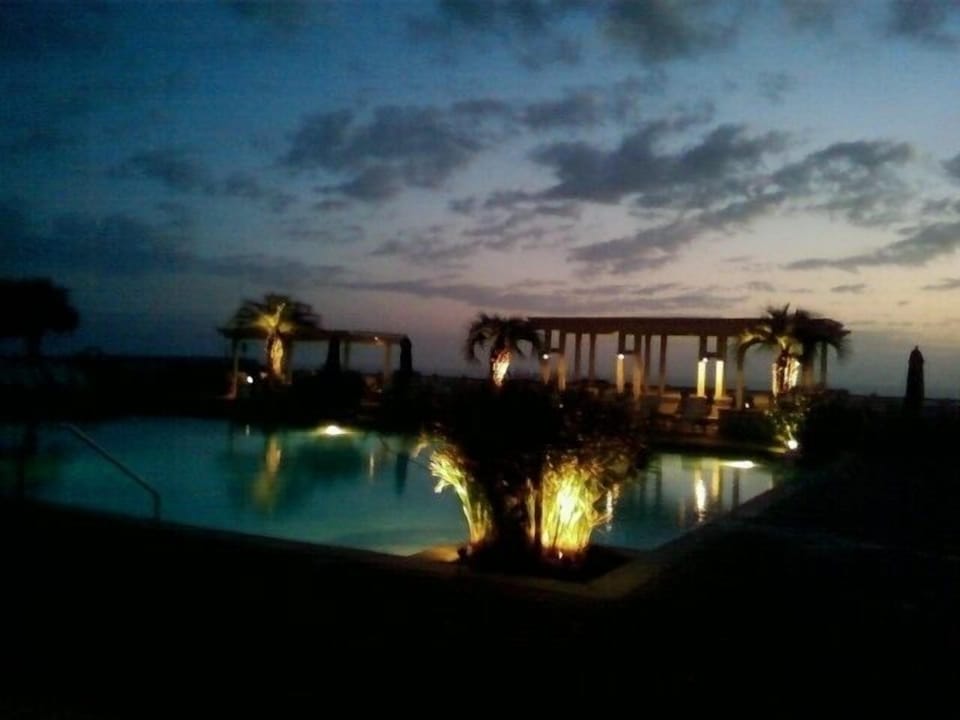 Beach Club Pool