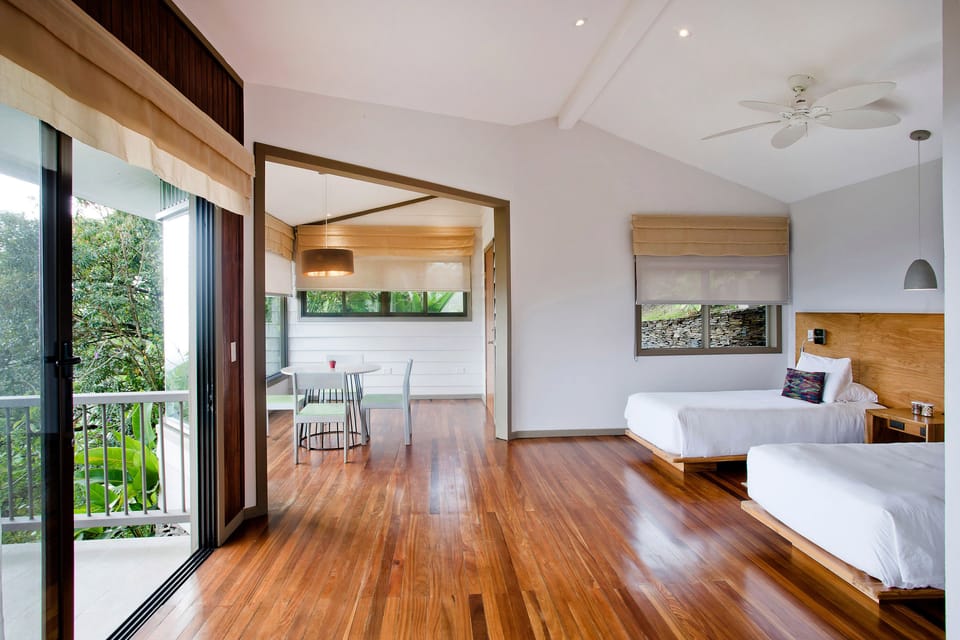 Senda Suite | 1 bedroom, minibar (some free items), in-room safe