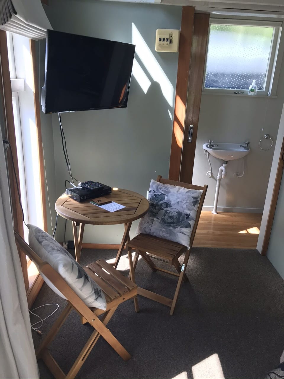 Dining nook.
