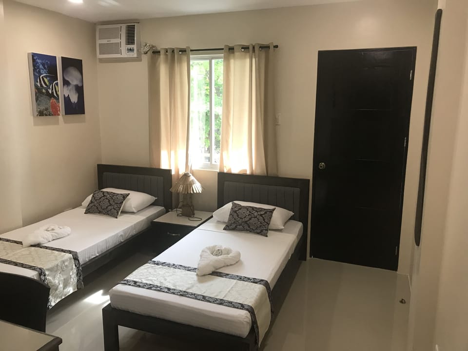 Deluxe Twin Single Bed Room | 17 bedrooms, blackout drapes, soundproofing, bed sheets