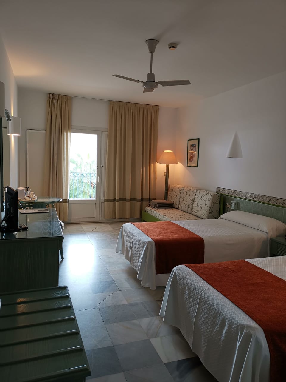 Standard Double Room | Minibar, in-room safe, desk, blackout drapes