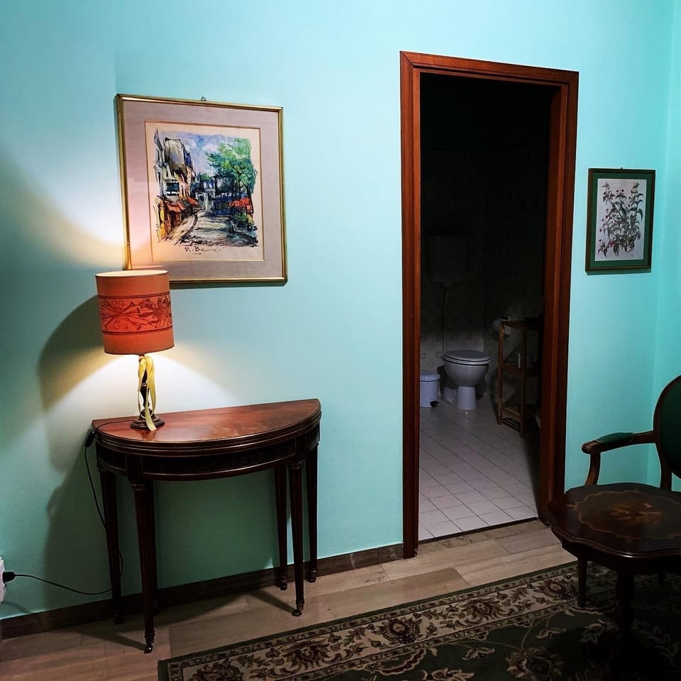 Classic Suite | Living area