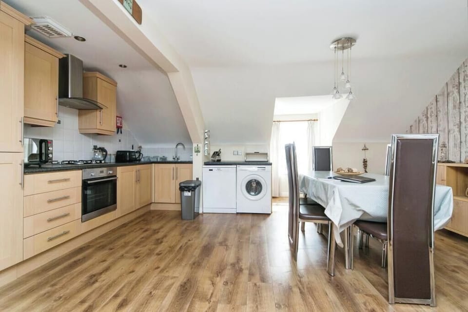 Kitchen/dining area