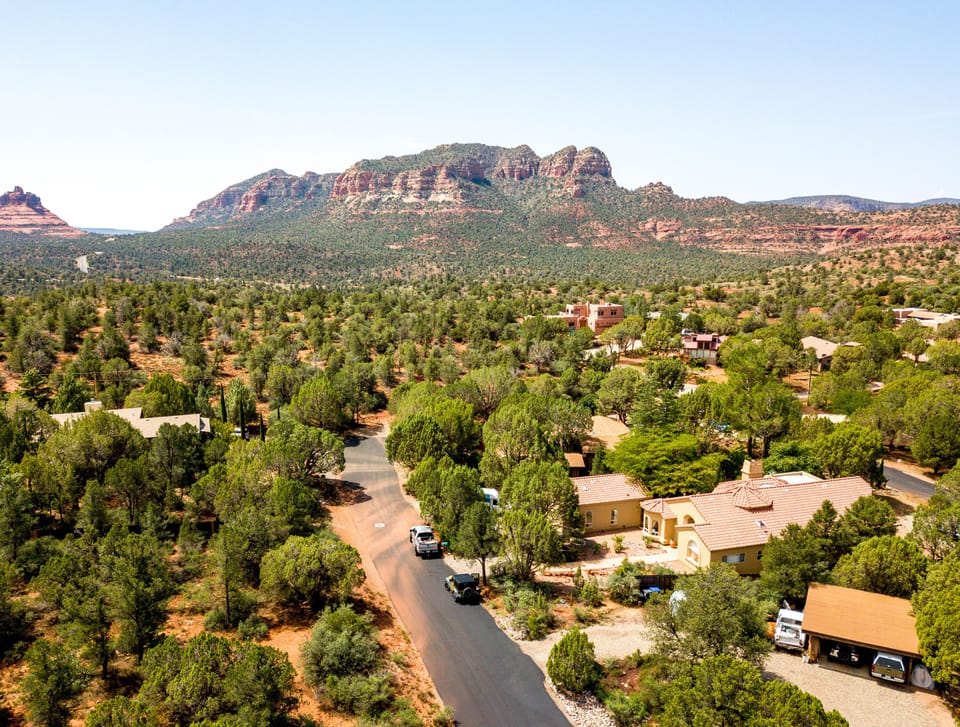 Conveniently located 200 feet from hiking & mountain biking trailhead
