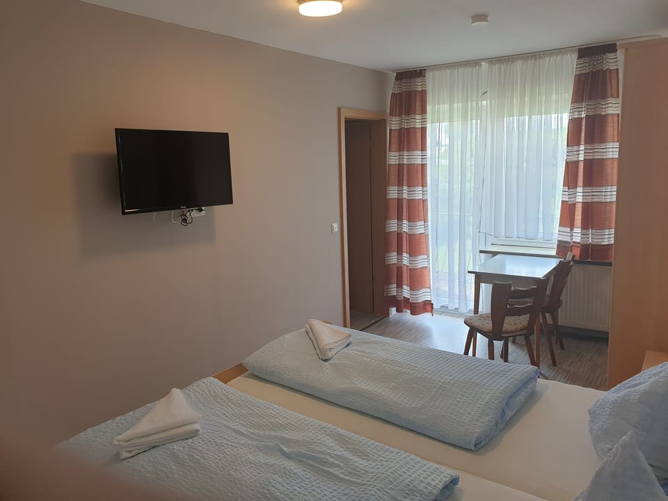 Standard Double Room | Hypo-allergenic bedding available, desk, cribs (surcharge), WiFi (free)