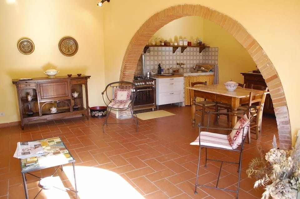 Villa, 5 Bedrooms | Living area | TV