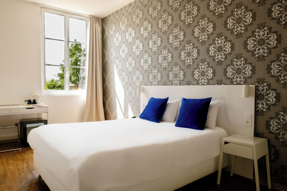 Standard Double Room | In-room safe, individually decorated, individually furnished, desk