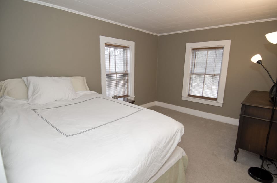 Primary Bedroom with Queen bed