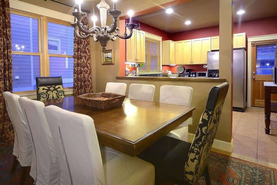 Dining area with seating for 8