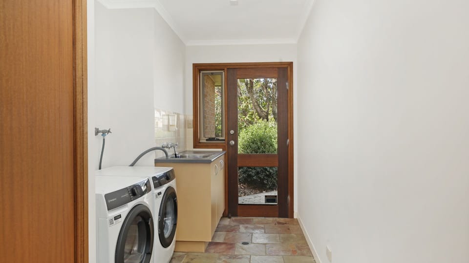 Coolburra | Laundry | Washing machine and dryer | Laundry pods | Iron and board