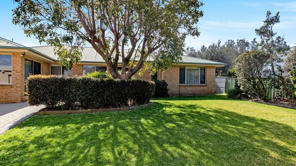 Coolburra | Enclosed rear yard | Child and pet friendly | Gardens