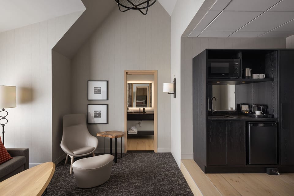 Summit One Bedroom Suite, 1 King bed | Private kitchenette | Espresso maker, coffee/tea maker, fridge, electric kettle