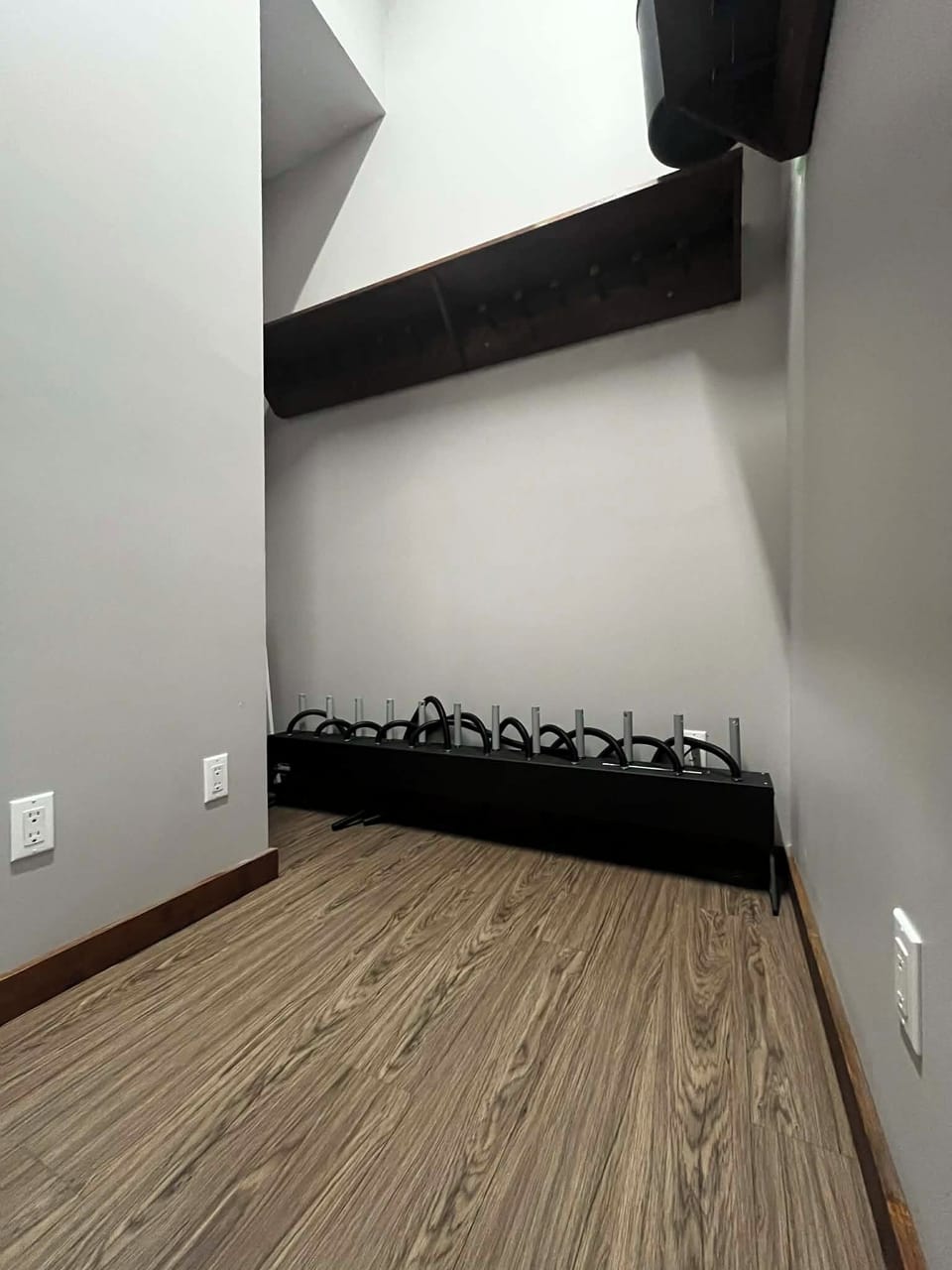 Wolf Den Cabin Rental - Dog Friendly! (2451)