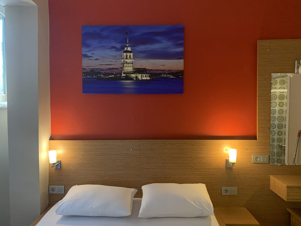 Double Room | Free WiFi, bed sheets