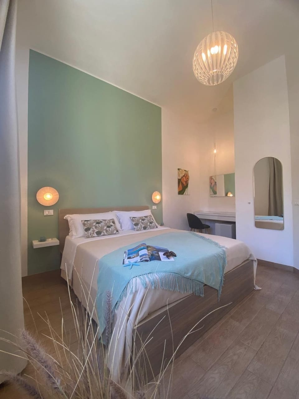 Comfort Double Room | Minibar, desk, blackout drapes, cribs/infant beds