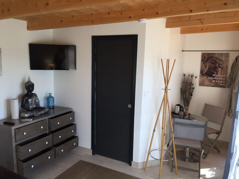 Comfort Twin Room, 2 Twin Beds K-banon | Premium bedding, individually decorated, individually furnished