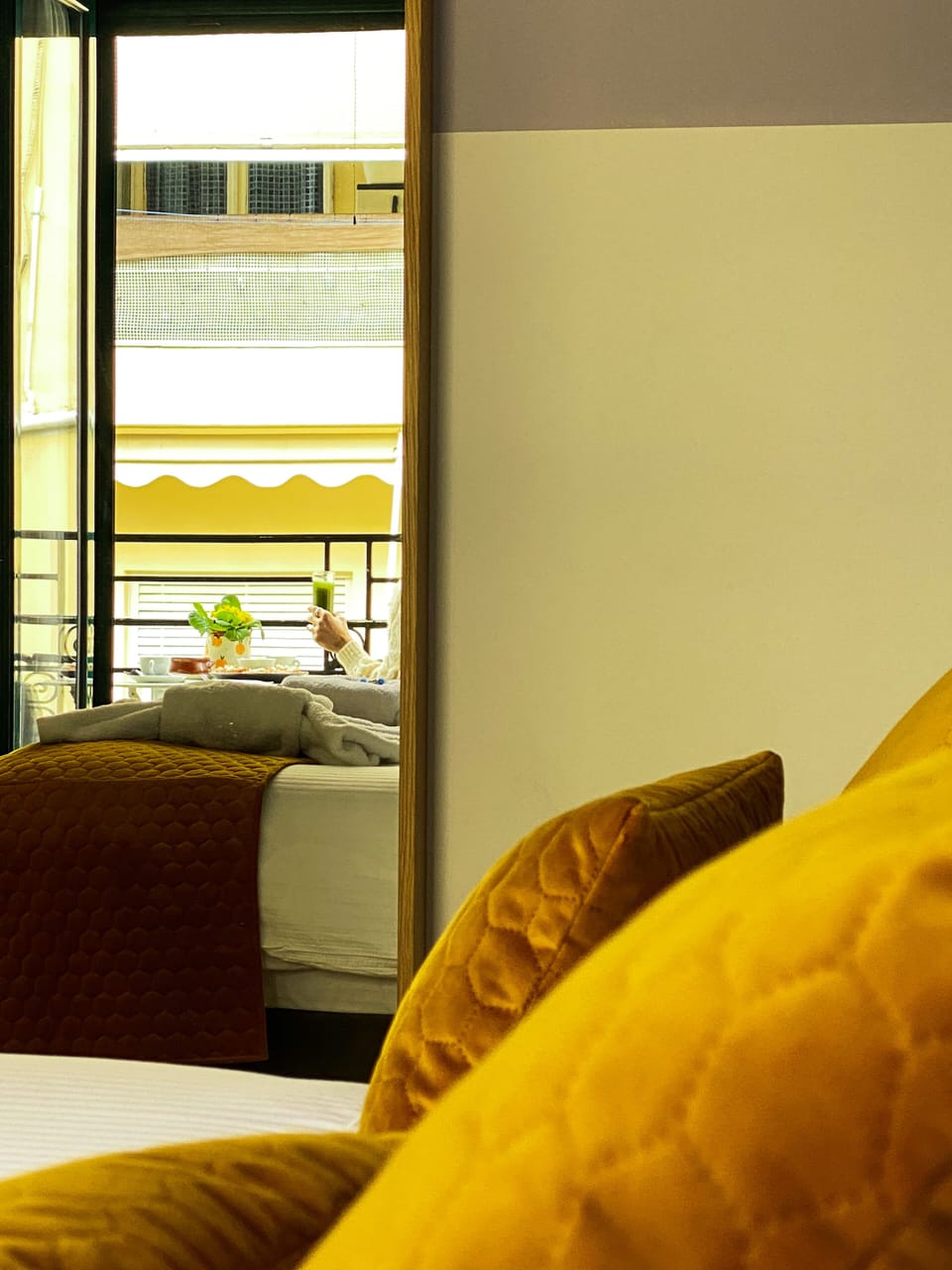 Deluxe Quadruple Room, Balcony | Desk, soundproofing, iron/ironing board, free WiFi