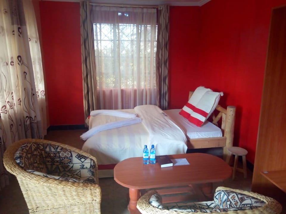 Standard Room | Desk, blackout drapes, cribs/infant beds, free WiFi