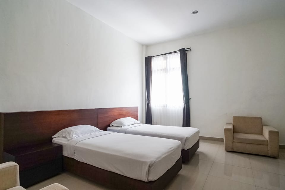 Standard Room | Desk, laptop workspace, free WiFi
