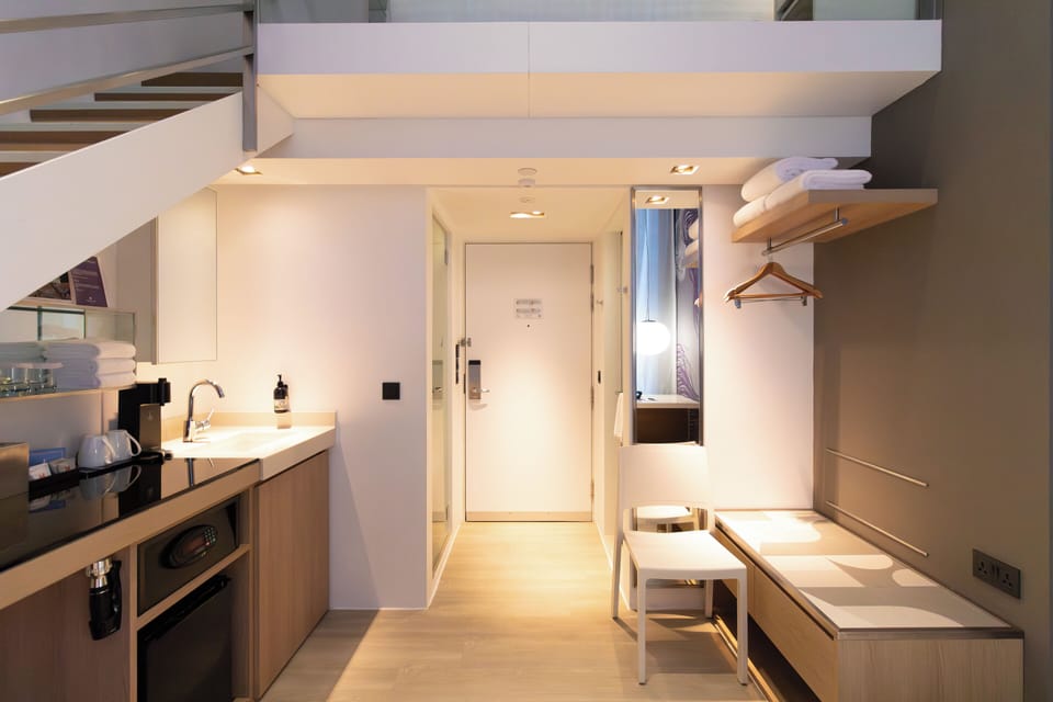Premium bedding, in-room safe, desk, laptop workspace