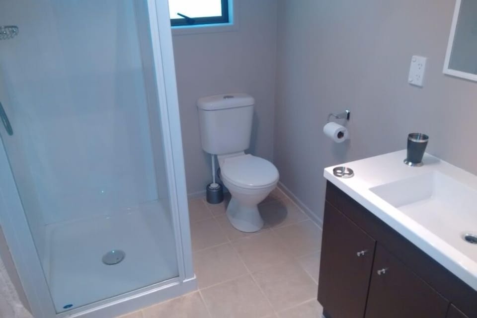 Modern bathroom