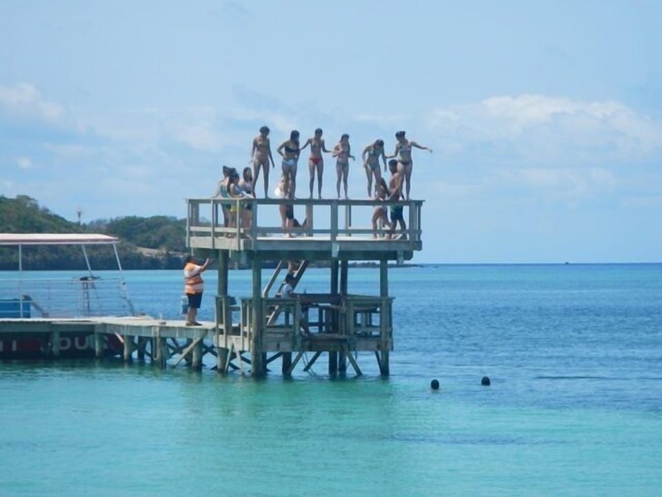 Dive platform, West Bay Beach