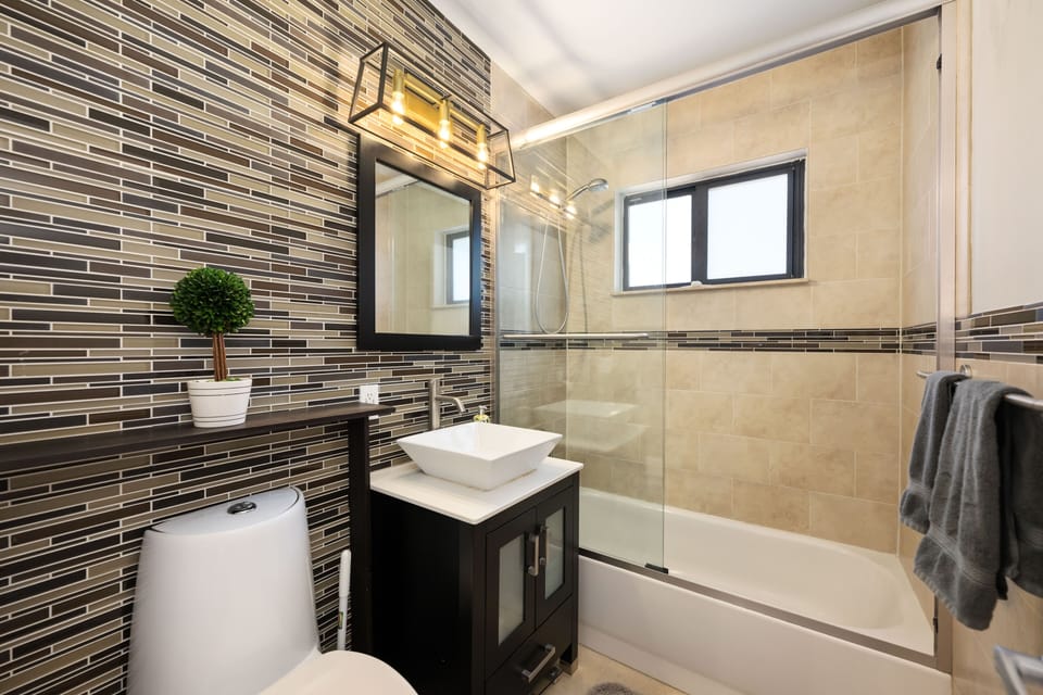 Bathroom #2 - Located in the Hall