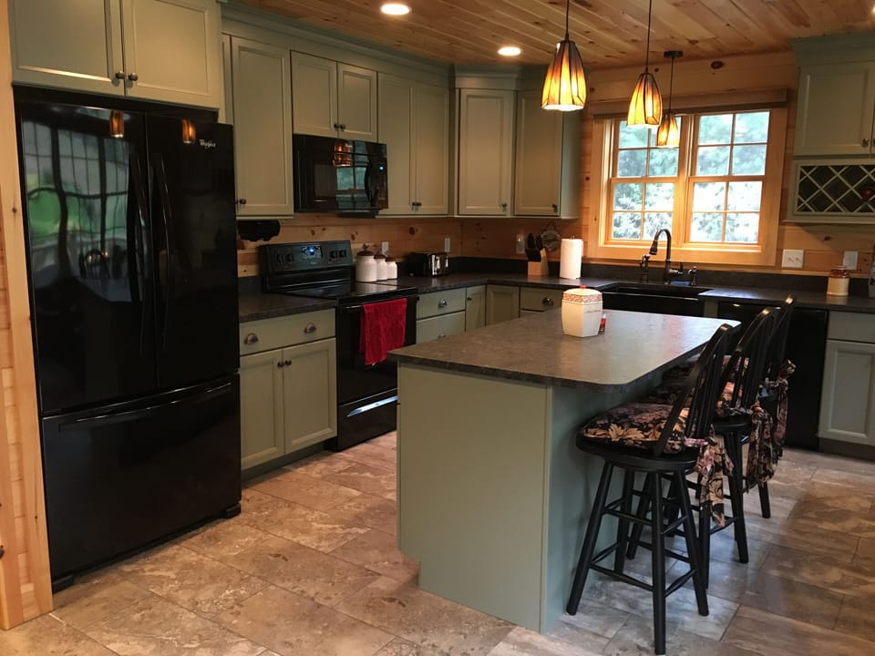 High end appliances throughout kitchen