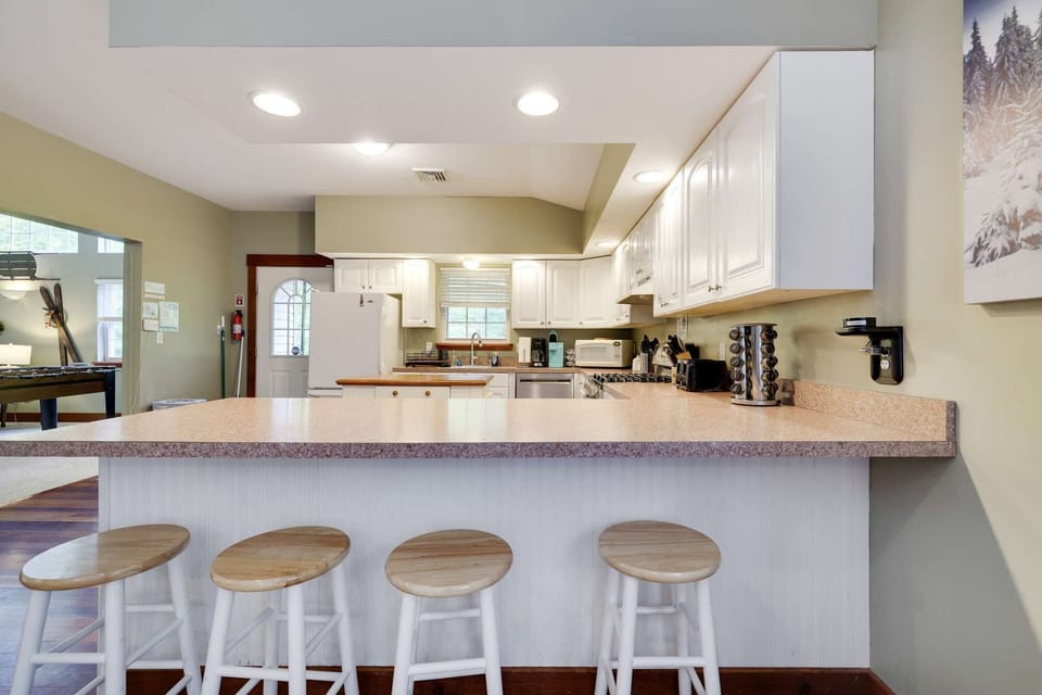 Pull up a stool and enjoy breakfast at the bar.
