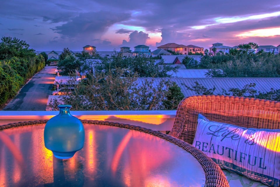 SeaStar - Sunset Toasts, Stargazing, & Listening to the Sea from the Sky Deck