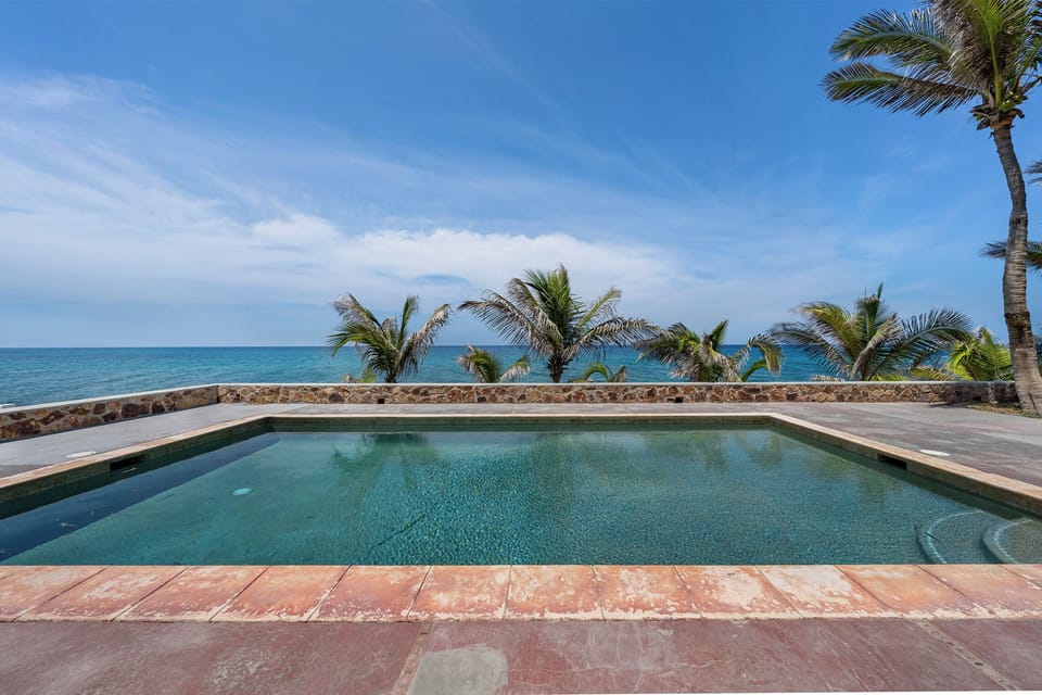 Private freshwater pool overlooking the Sea of Cortez. Whale watch from the pool