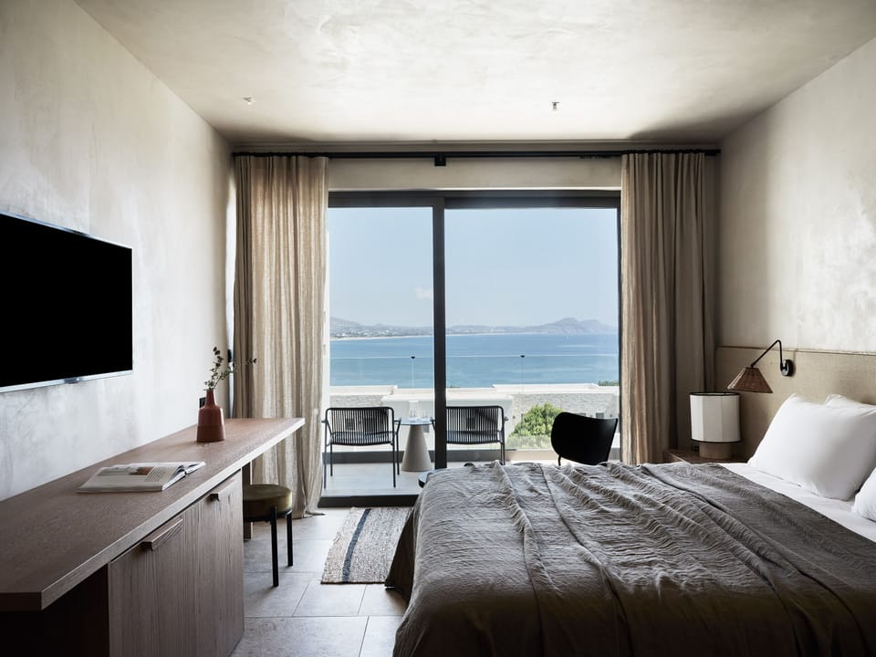 Standard Bungalow, Sea View | Minibar, in-room safe, individually decorated, individually furnished