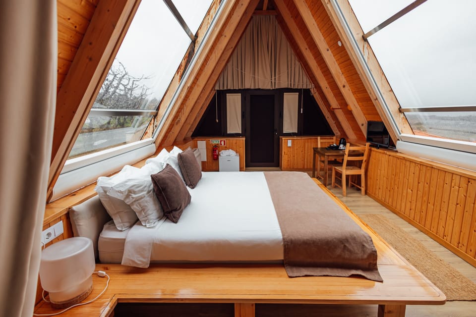 Signature Cabin | In-room safe, desk, blackout drapes, soundproofing