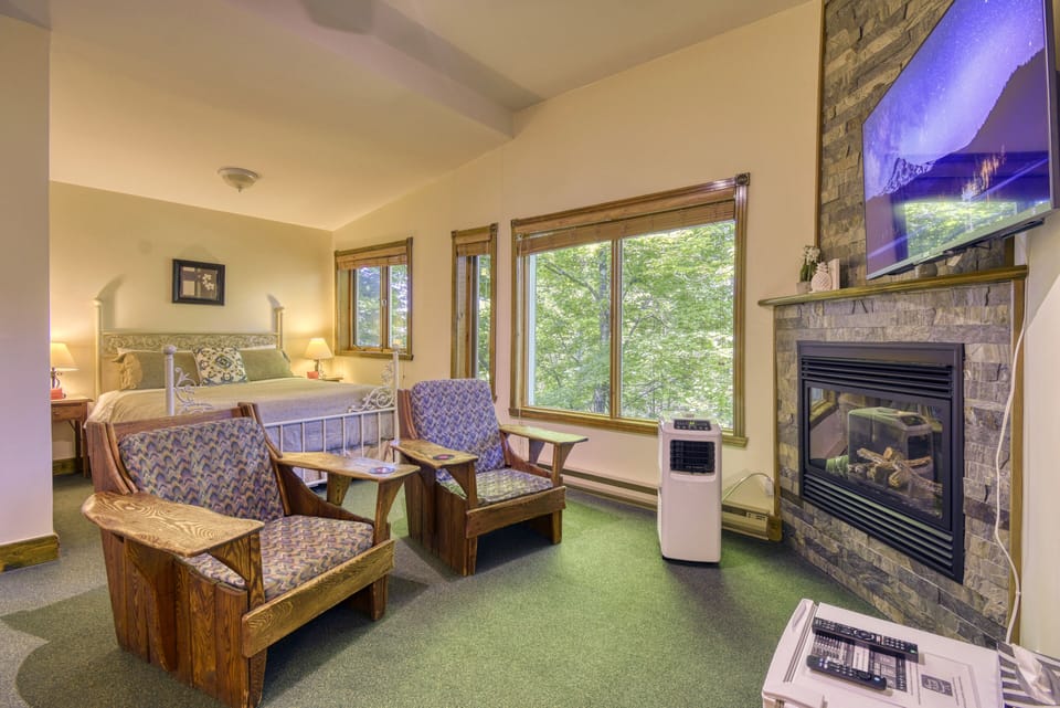Comfort Room (maximum 2 people) | Select Comfort beds, individually decorated, individually furnished