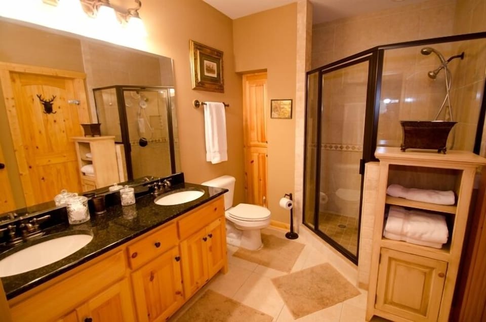 GRANDE master bath; double granite vanity; ceramic stone shower for two 😉!!!