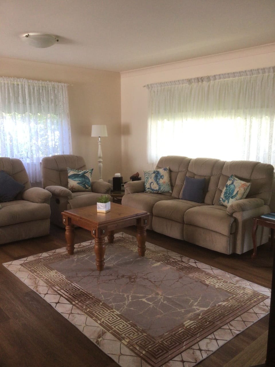 Lounge room 