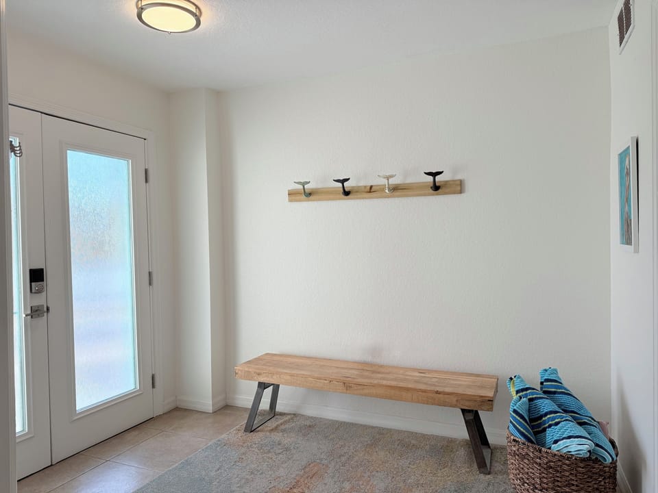Ground Floor Front Door Foyer 