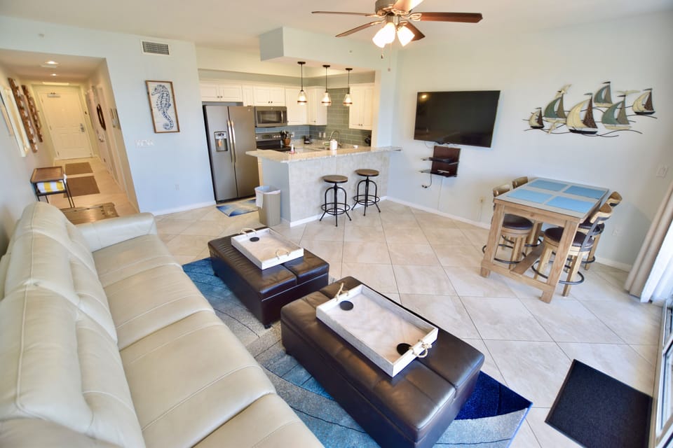 Destin West Gulfside #603: Living Room
