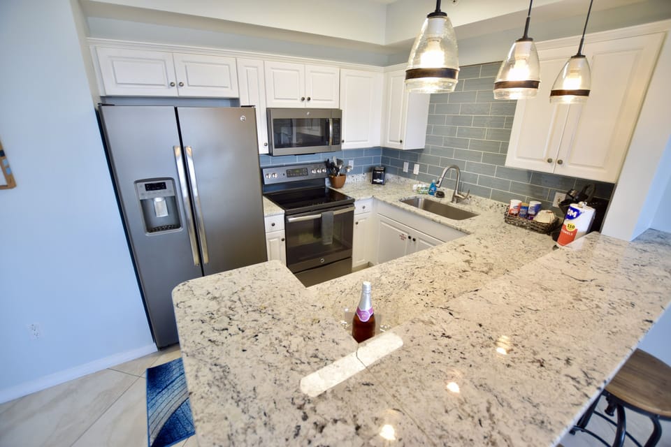 Destin West Gulfside #603: Kitchen