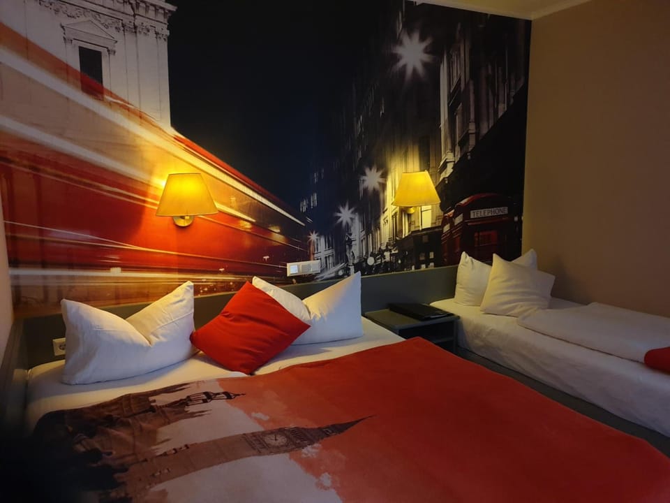 Desk, free cribs/infant beds, free WiFi, bed sheets