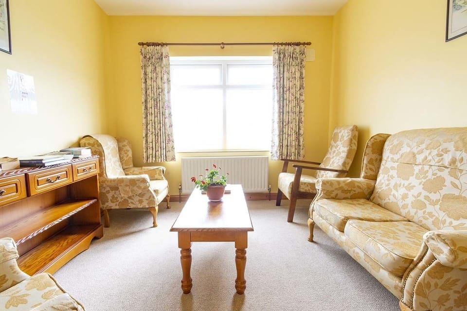 Deluxe Double Room, Sea View | In-room safe, desk, iron/ironing board, free WiFi