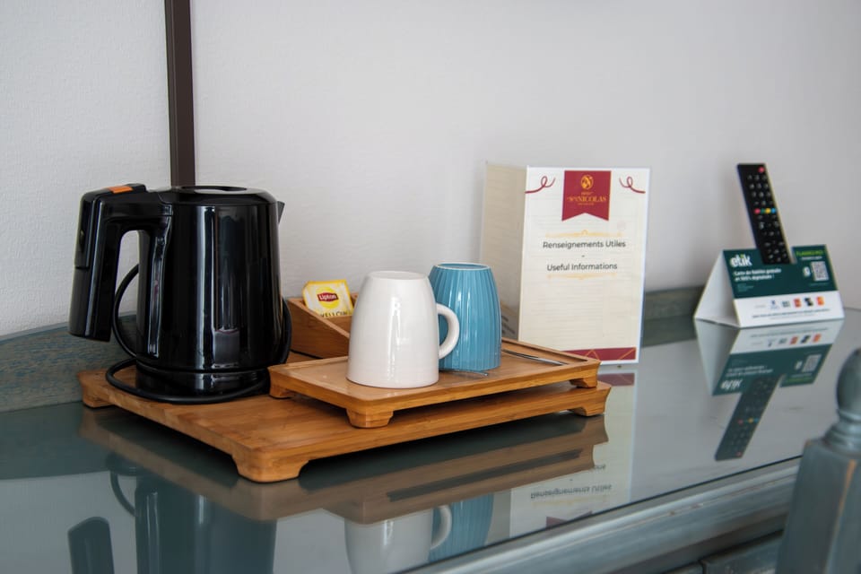 In-room safe, desk, soundproofing, free cribs/infant beds