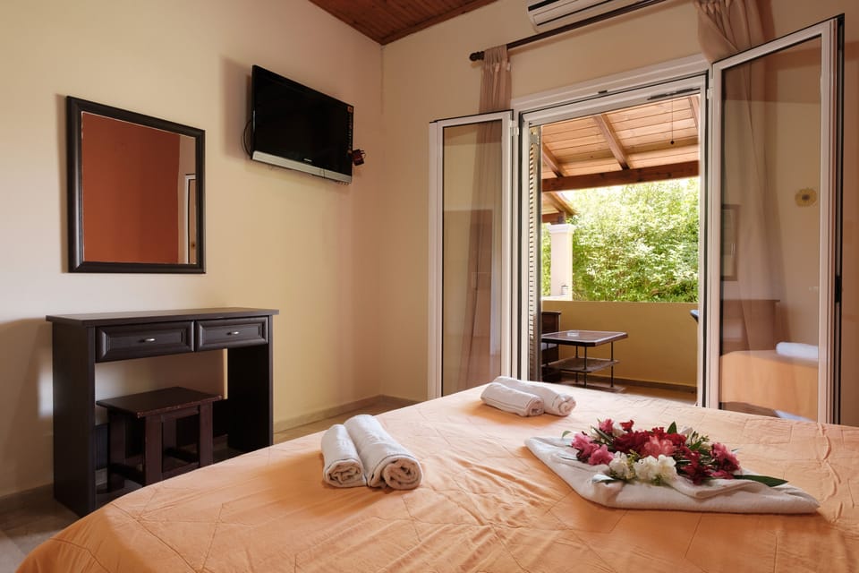 Erifili Apartments Bed and Breakfast in Peloponnese, Western Greece and the Ionian