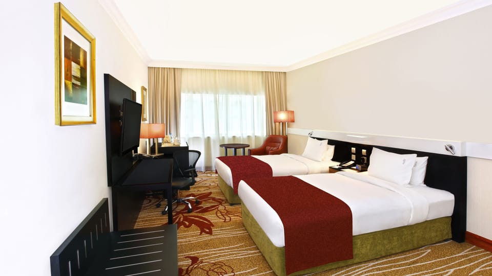 1 bedroom, hypo-allergenic bedding, minibar, in-room safe