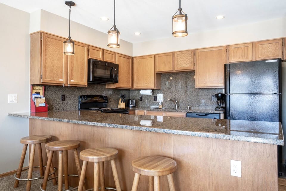Lovely Roomy And Well-Stocked Kitchen