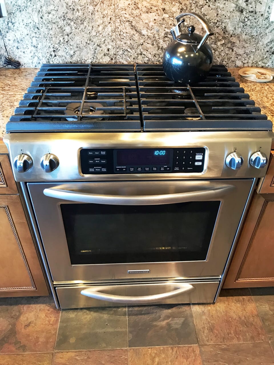 Gas stove / oven