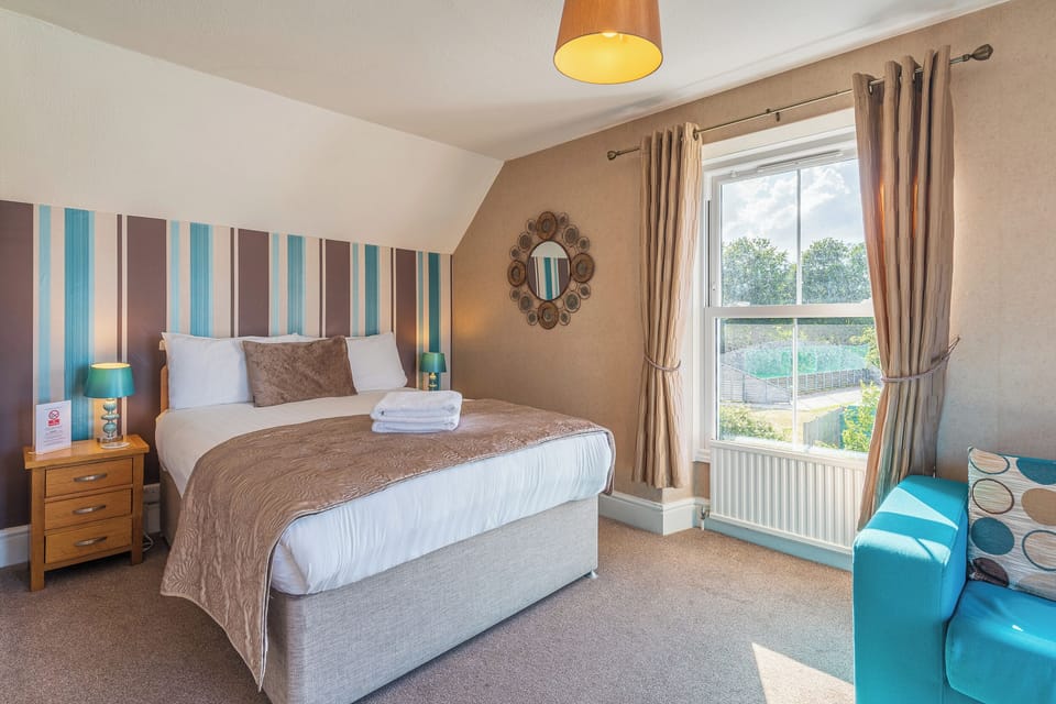 Double or Twin Room, Sea View (Room 8 2nd Floor) | WiFi (free), individually decorated, individually furnished, bed sheets